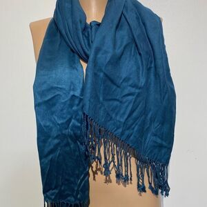 Jones New York Women's Teal Viscose Soft Tassel Fringe Scarf Shawl Size 22 x 82